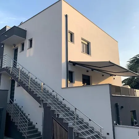 Galeb Apartments Osjecka Ulica 37 Pula Exterior photo