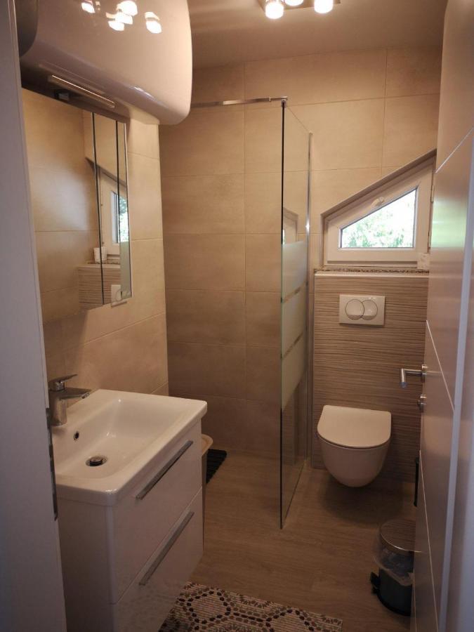 Galeb Osjecka Ulica 37