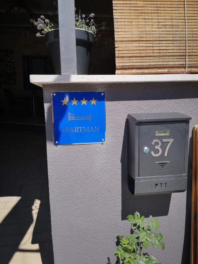 Apartment Galeb Osjecka Ulica 37 Pula