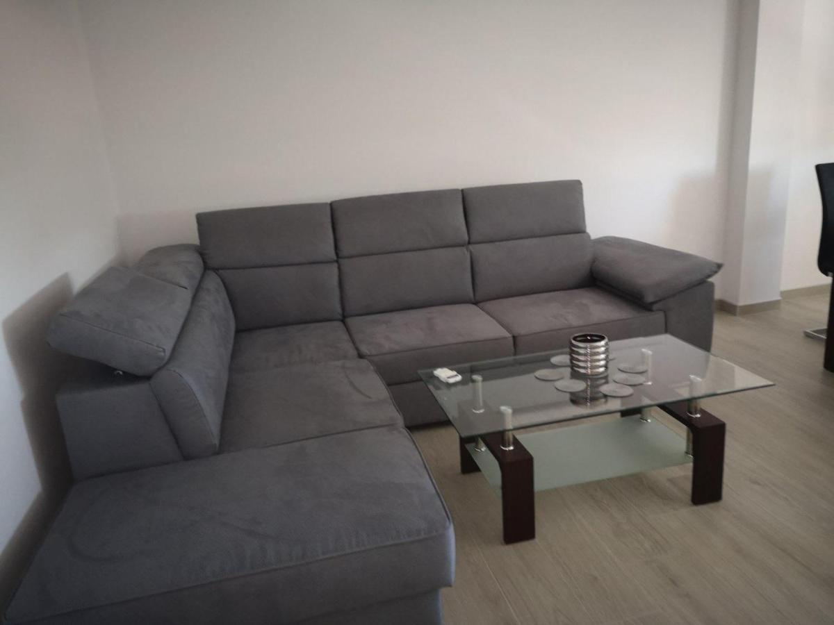 Galeb Osjecka Ulica 37 *